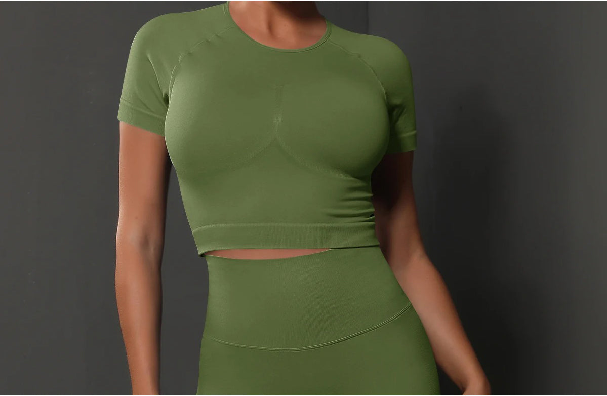 Seamless Sports Top Army Green